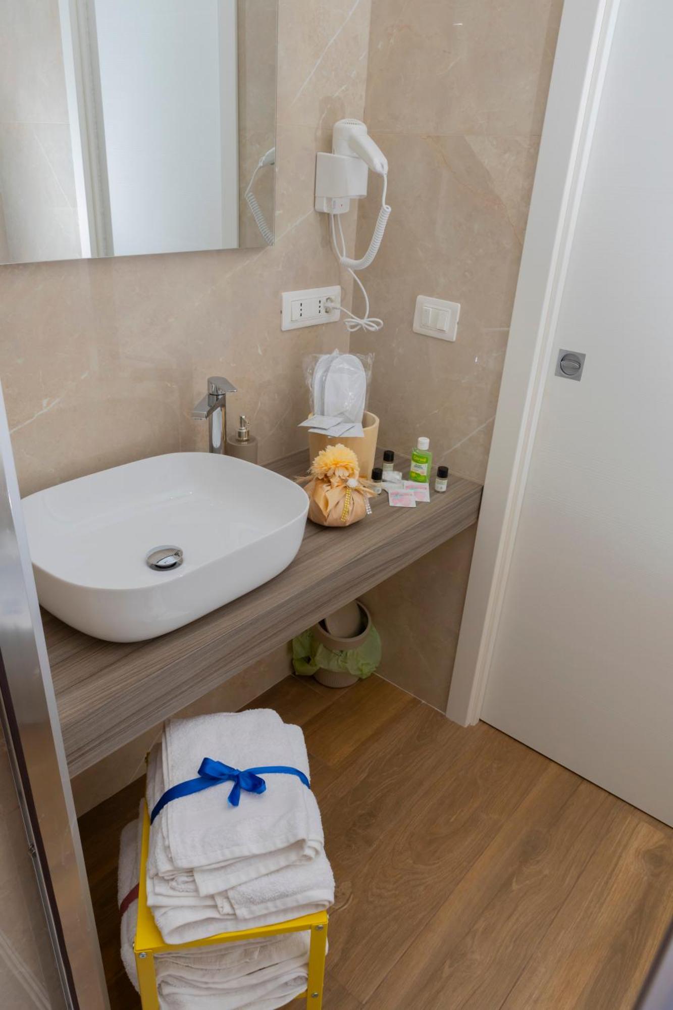 Alleria Rooms Naples Exterior photo
